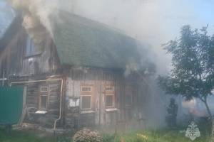 В брянском посёлке Хотылёво сгорел жилой дом