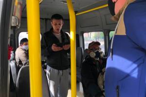 В брянских автобусах и маршрутках нашли 23 водителя без масок
