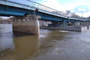 В Брянске 8 апреля закроют понтонный мост на Набережной