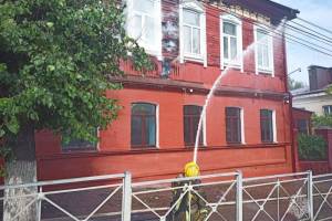 В Брянске потушили пожар в многострадальном баре Rolling's