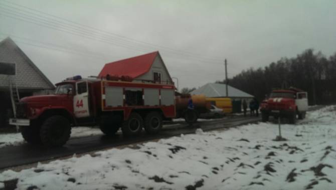 Под Стародубом утром сгорел гараж