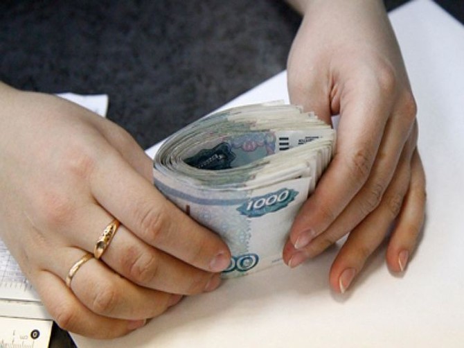 В Брянске управляющие компании присваивают деньги жильцов