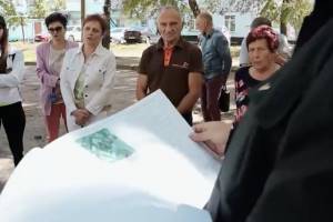 Прокуратура проверит позорный ремонт двора в Новозыбкове