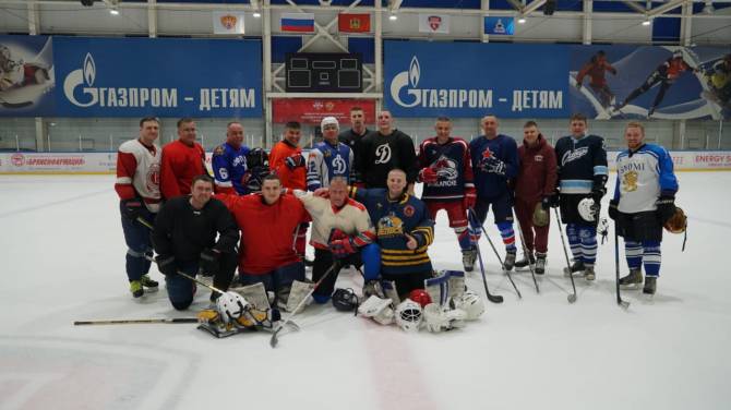 В Брянске на общественных началах создали хоккейную команду Росгвардии