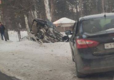 В массовом  ДТП под Брянском погиб 49-летний водитель автомобиля Nissan