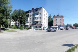 В Брянске жители «Лития» собираются жаловаться на ремонт тротуаров президенту