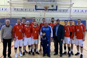 Брянские баскетболисты дважды разгромили соперников из Костромы