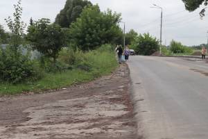 Властей Брянска призывают обезопасить пешеходов возле остановки «Меловая»