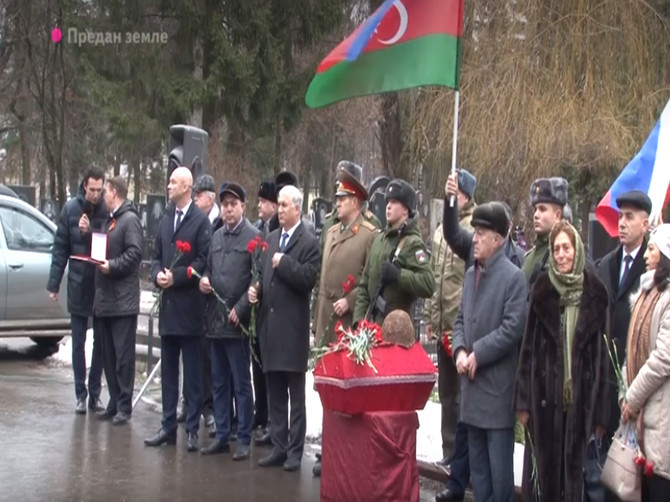 В Брянске с почестями захоронили останки советского солдата