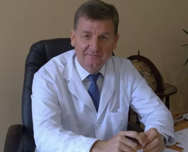 В Брянске суд снова отложил дело главврача о смерти 6 пациентов на ИВЛ 