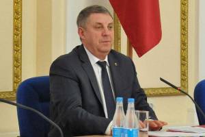 Зюганов пригрозил брянскому губернатору Богомазу отставкой
