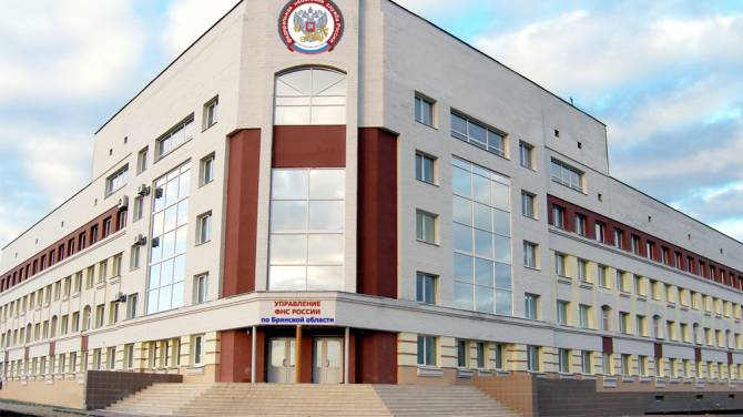 Из-за коронавируса брянцы смогут попасть в налоговую только по онлайн-записи