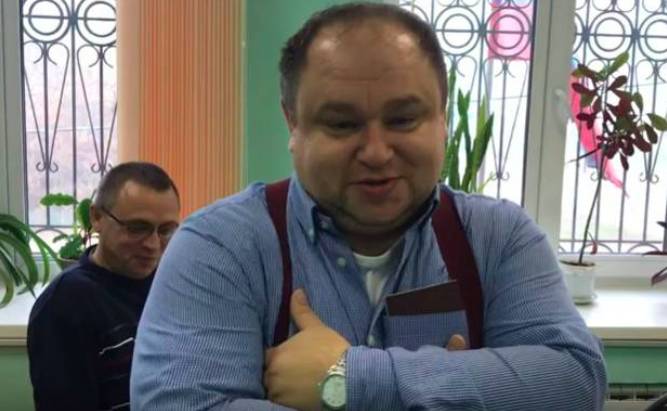 Брянский блогер Чернов проиграл 10 тысяч рублей депутату облдумы