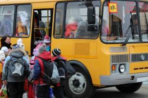Стародубских школьников прокатили на опасном автобусе