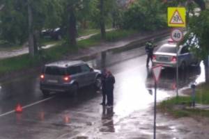 Соцсети: В Брянске водитель внедорожника сбил ребенка