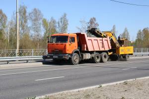 В Брянске с начала весны с улиц вывезли 36 тонн пескосмета