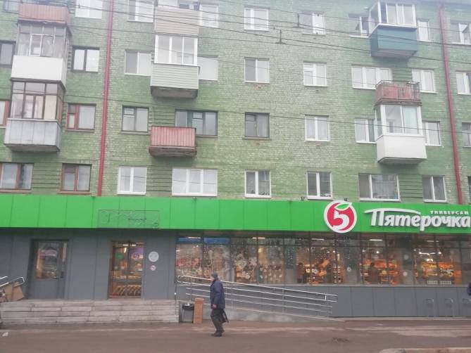 В Брянске уголовники обворовали супермаркет «Пятерочка» на улице Димитрова