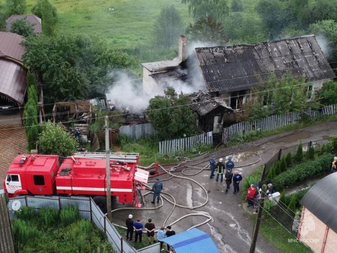 В Бордовичах при пожаре в жилом доме пострадала женщина
