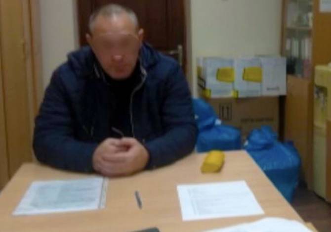 В Севске осудили таможенника за взятку от иностранца с норковыми шубами