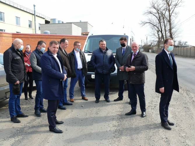Депутаты Брянской облдумы оценили ремонт развалившихся дорог
