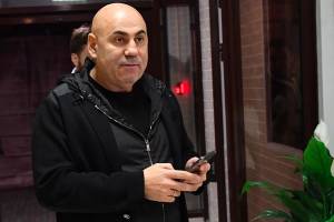 Продюсер Иосиф Пригожин склонил голову перед брянскими медиками