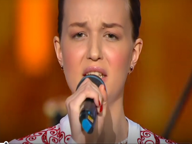 Юная брянская певица выступила на концерте Пахмутовой
