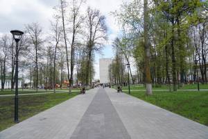 Клинчане в поисках открытого туалета в парке Воровского