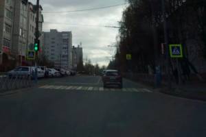 В Брянске пожаловались на бессонницу из-за светофора на Костычева