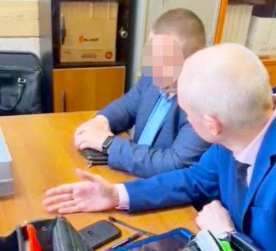 В Брянске руководитель «Жилкомсервиса» 4 года получал зарплату за фиктивных сотрудников