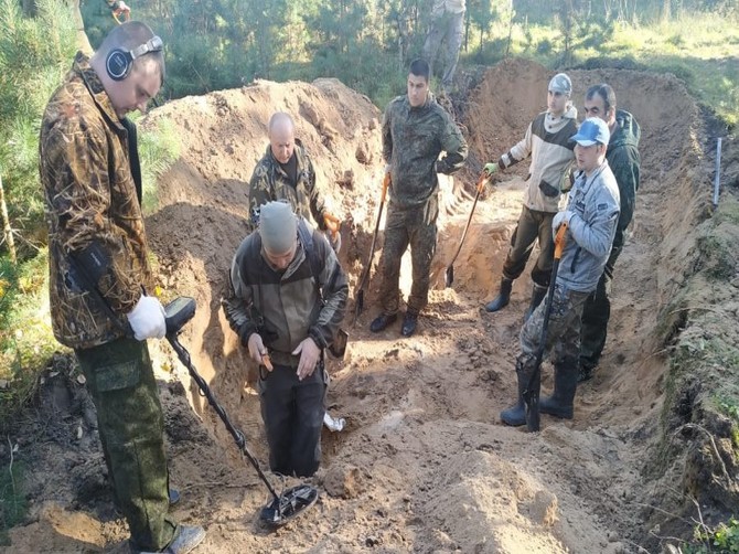 В Жуковке нашли останки расстрелянных в годы войны партизан