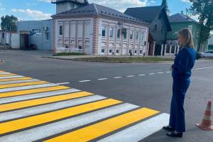 В Севске подрядчик сорвал сроки ремонта дороги по улицам Ленина и Розы Люксембург
