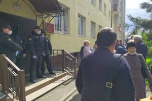 В Брянске на судебное заседание не пустили группу поддержки Коломейцева
