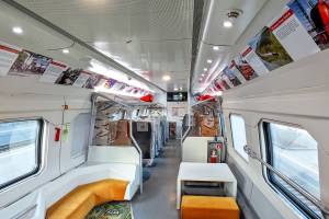 Снимки брянского фотографа украсили поезд «Иван Паристый»
