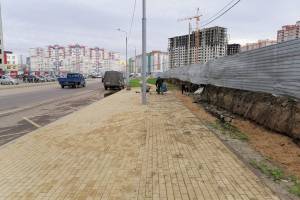 В Брянске ликвидируют провал на улице Горбатова