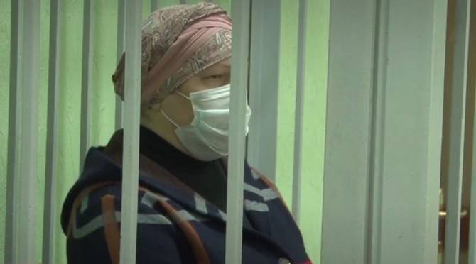 В Брянске приговор опекуну девочки-маугли вынесут 8 февраля