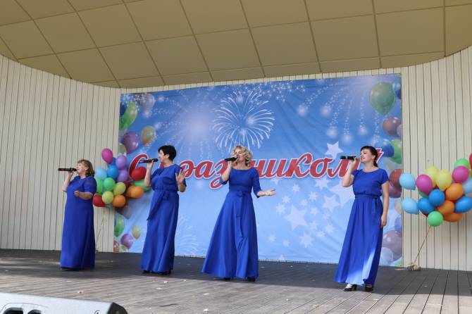 В Брянске 50 работников культуры получили по 30 тысяч рублей