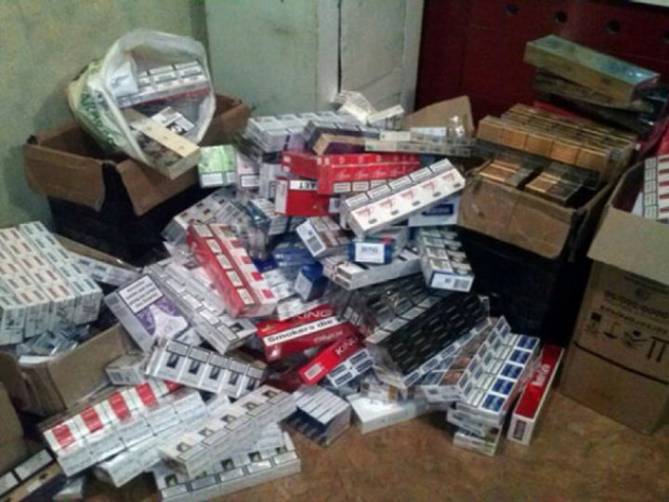 В Севске работавшая в магазине пенсионерка тайно торговала контрафактными сигаретами
