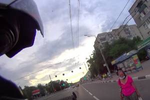 В Брянске сняли на видео пешехода-камикадзе