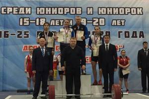 Брянские тяжелоатлетки стали призерами первенства России