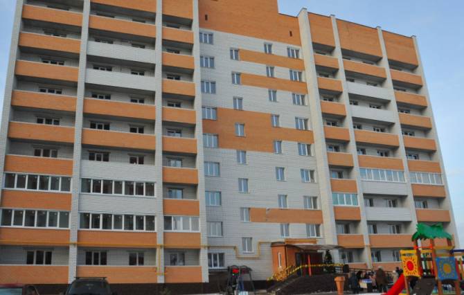 В Фокинском районе Брянска отремонтируют 13 домов