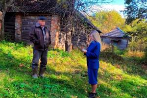 Погарских чиновников наказали за убитое состояние дороги и отсутствие контейнеров в селе Балыкино 