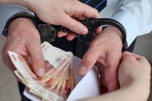 В Брянске иностранца осудят за попытку подкупить полицейского