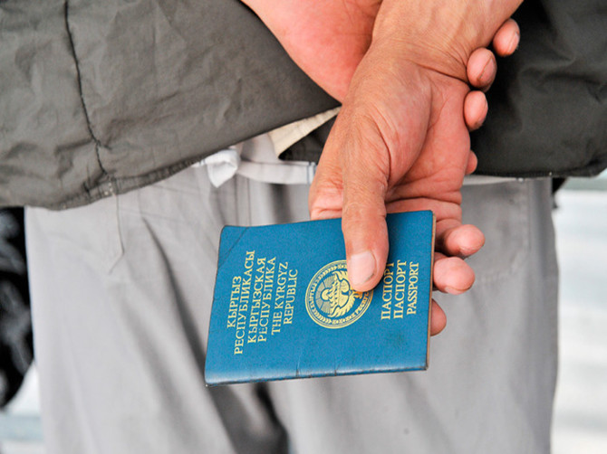 В Брянске задержали беглого 24-летнего узбека с паспортом киргиза