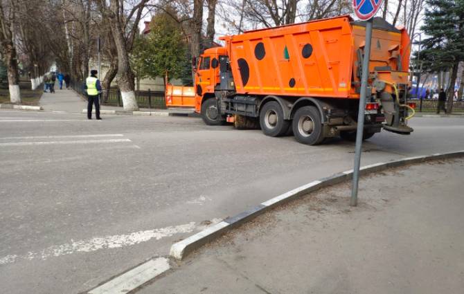 В Брянске из-за Масленицы ограничили движение и парковку