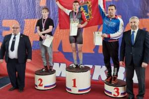 Брянский пауэрлифтер завоевал золотую медаль на первенстве России