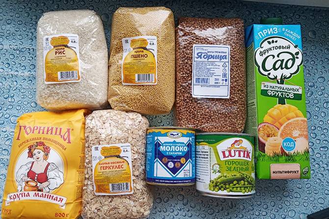 В Брянске продуктовые наборы получат кадеты