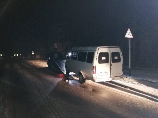 Ночью по Новозыбкову раскатывал пьяный 65-летний водитель ГАЗели