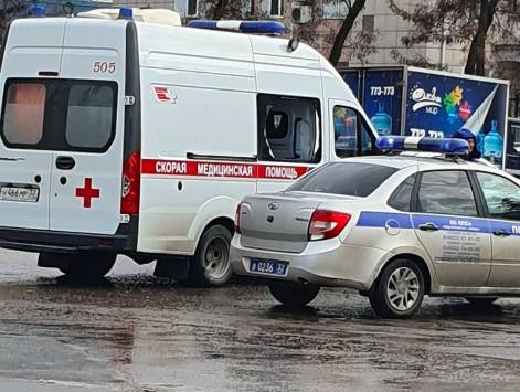 В Брянске буйный пациент разгромил машину скорой помощи