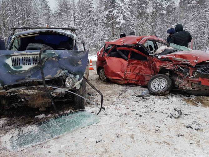 В жутком ДТП под Карачевом погибла 53-летняя женщина за рулем Datsun