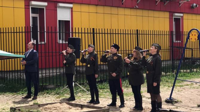 В День России в брянских дворах пройдут мини-концерты